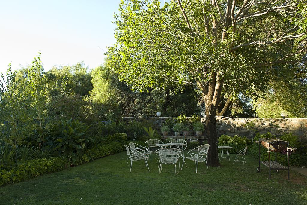 A Little Guesthouse บลูมฟอนเทน ภายนอก รูปภาพ
